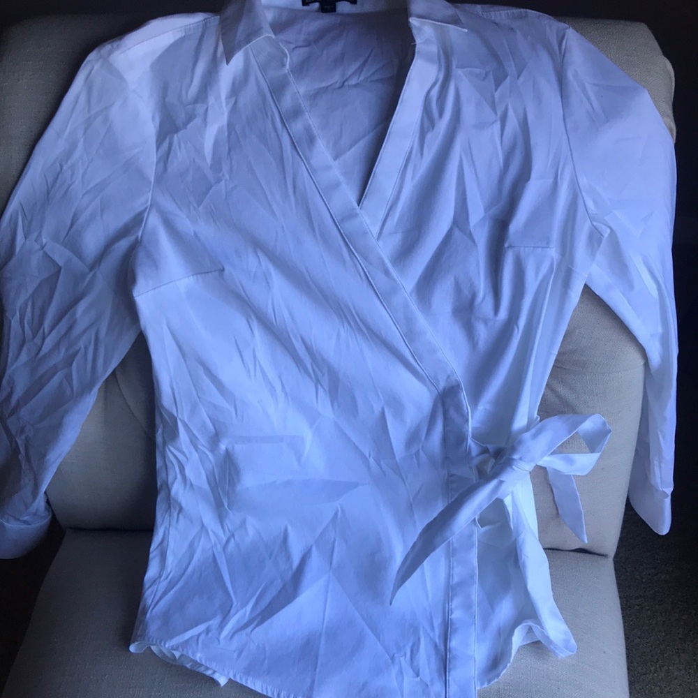 NWOT EXPRESS WHITE LONG SLEEVE WRAP TOP